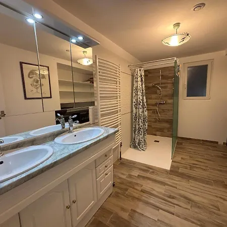 Havre De Paix Verdoyant Holiday home *